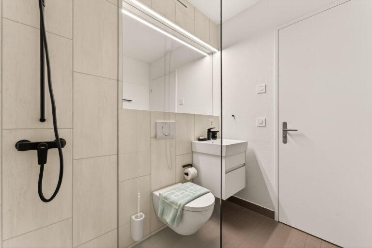 Serviced-apartment-luzern-loewengraben-badezimmer-33l-02